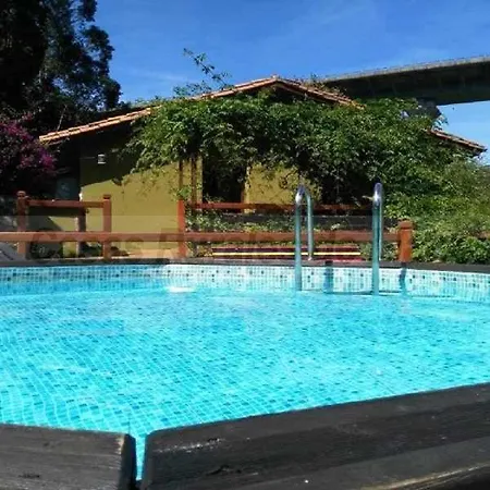 Casa de Férias La Ensertal De Ribadesella *